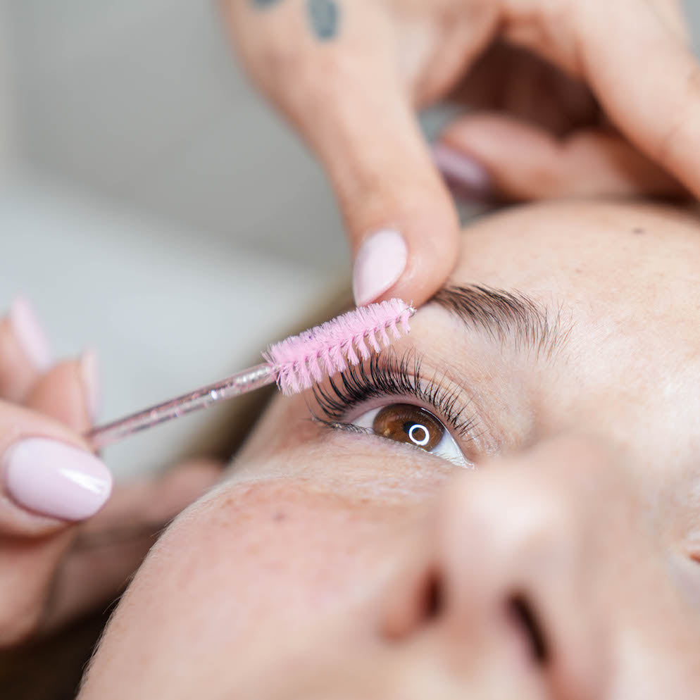 Lash lift - réhaussement de cils naturel : formation en ligne pour un regard sublimé, techniques professionnelles